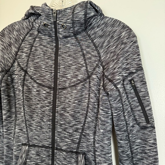 Women’s Athleta Black and Gray Utility Jacket Size XXS - Picture 2 of 6